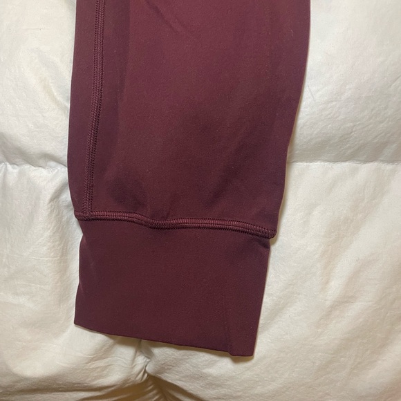 Lululemon Align Cropped Joggers - Picture 9 of 10